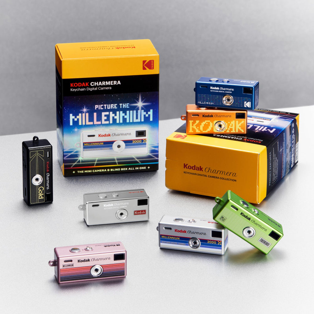 Y2Kデザインのキーホルダー型デジタルトイカメラ KODAK CHARMERA MILLENNIUM（コダック チャーメラ ミレニアム） 全7種類のデザイン 中身は開けるまでわからないワクワクのブラインドボックス 【国内正規品】